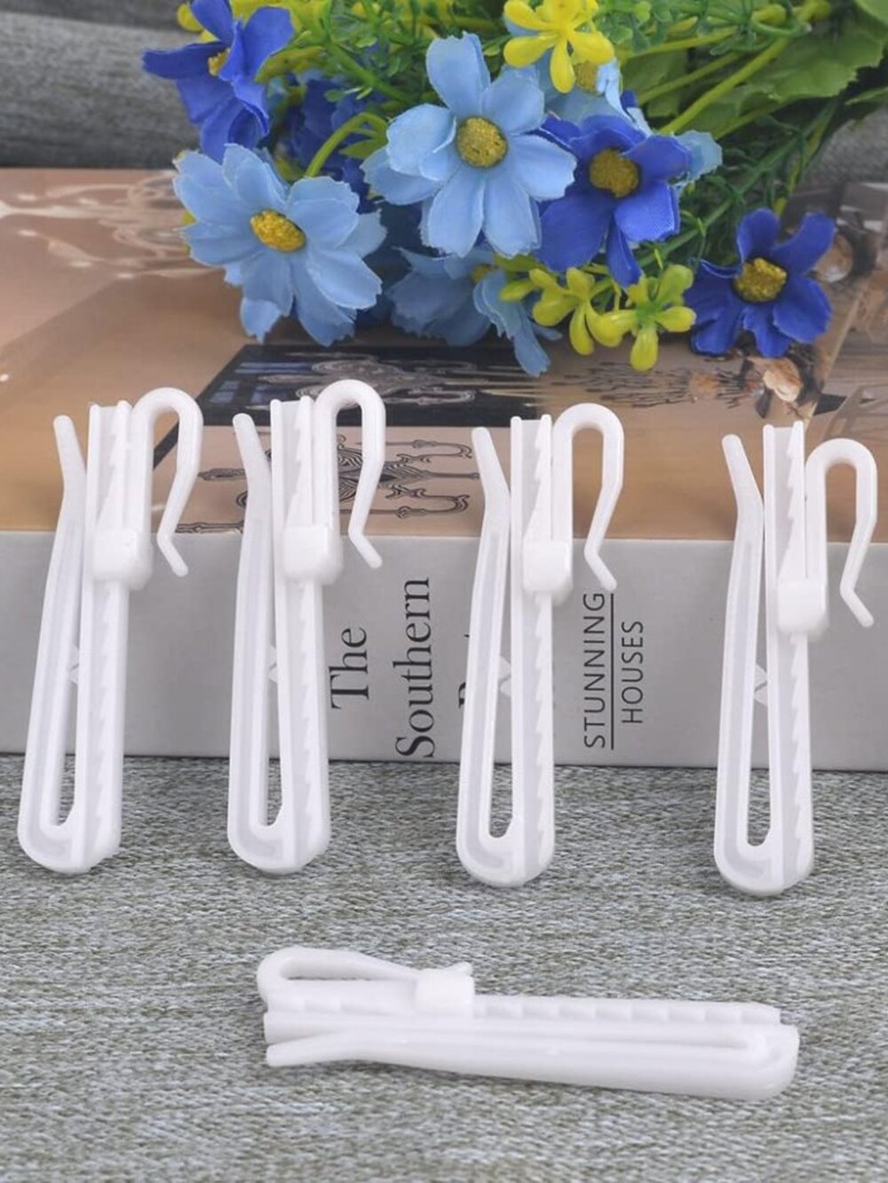 Adjustable Curtain Hooks
